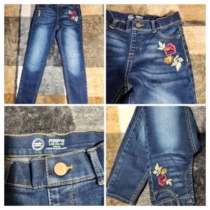 Girls Size 10-12 Wonder Nation embroidered Jeans
